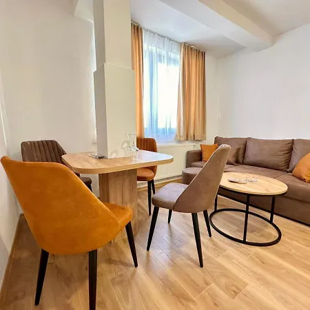 Apartment Ris *