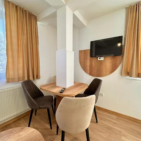 Ris * Τζαχορίνα