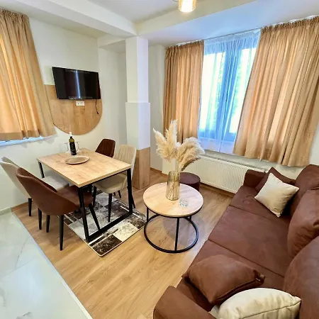 Apartment Ris