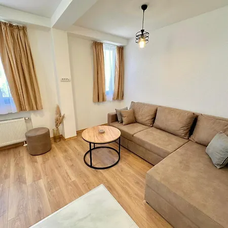 Apartment Ris