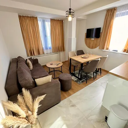Ris Apartment