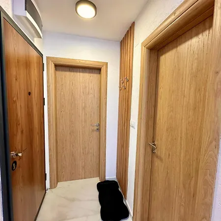 Apartment Ris *