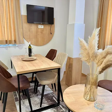 Apartment Ris