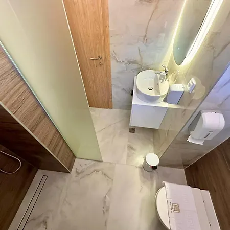 Ris Apartment