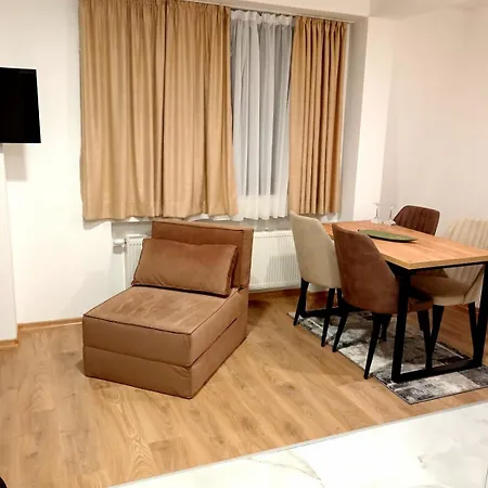 Apartment Ris