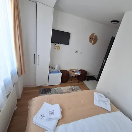 Apartment Ris